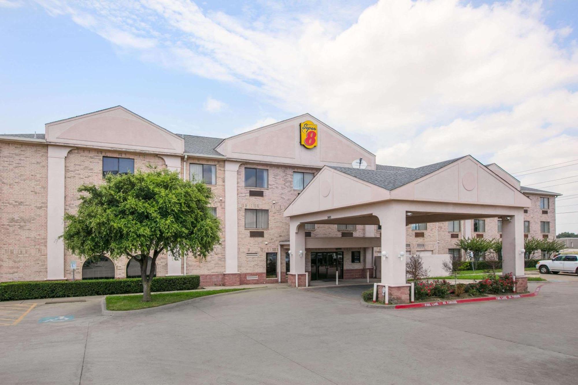 Super 8 By Wyndham Garland North Dallas Area מראה חיצוני תמונה