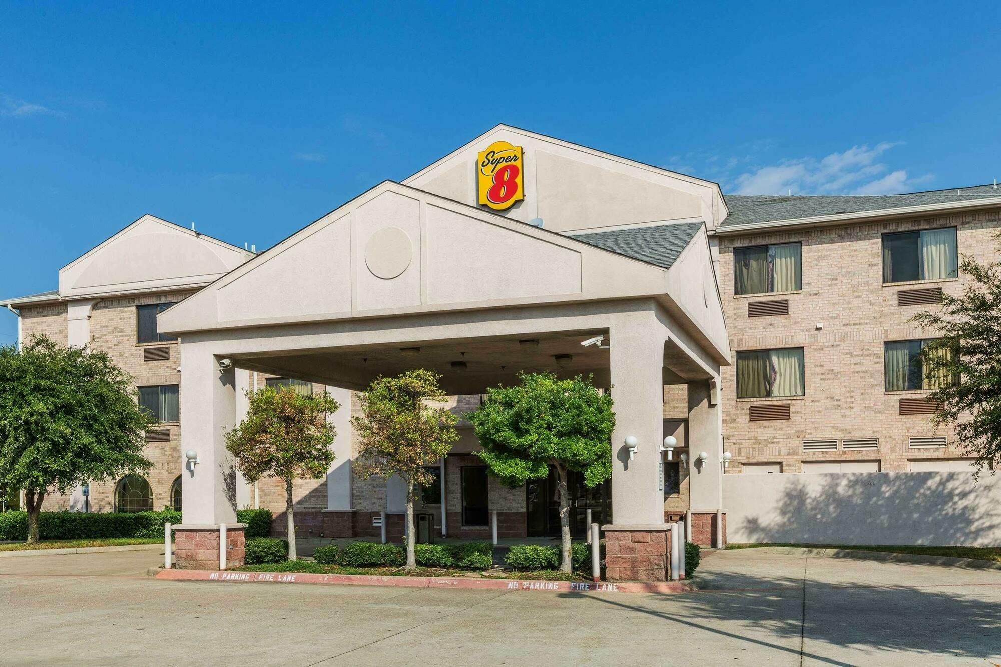 Super 8 By Wyndham Garland North Dallas Area מראה חיצוני תמונה